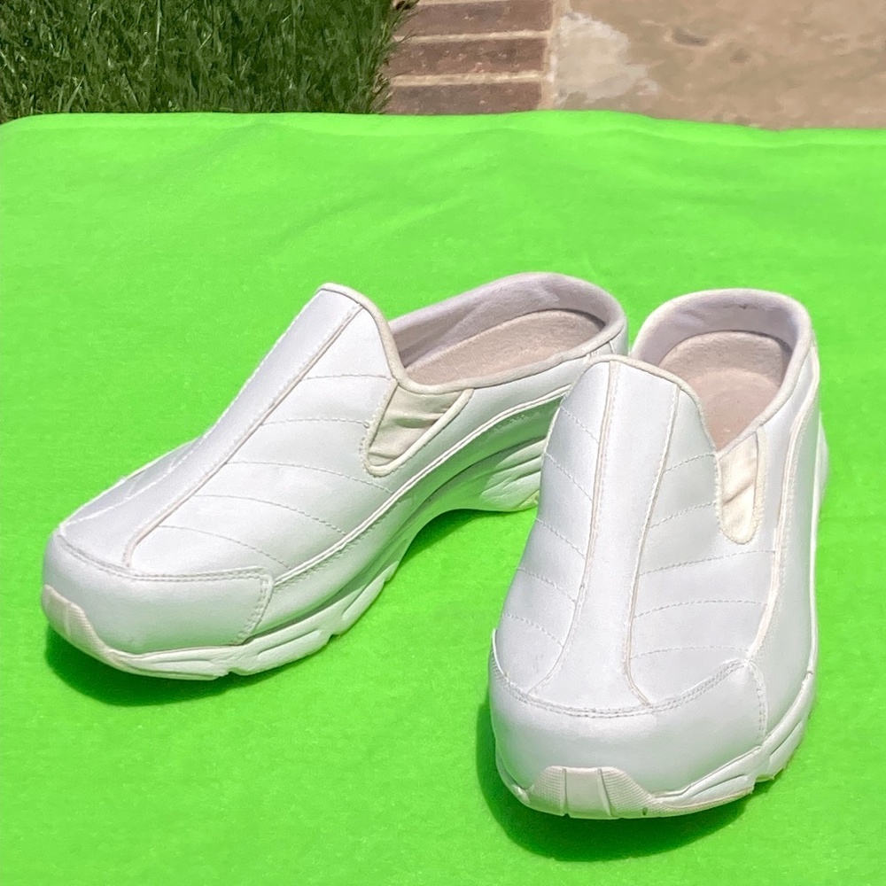 Clogs Women's Size 9-9.5 M White Easy Spirit Tourguide